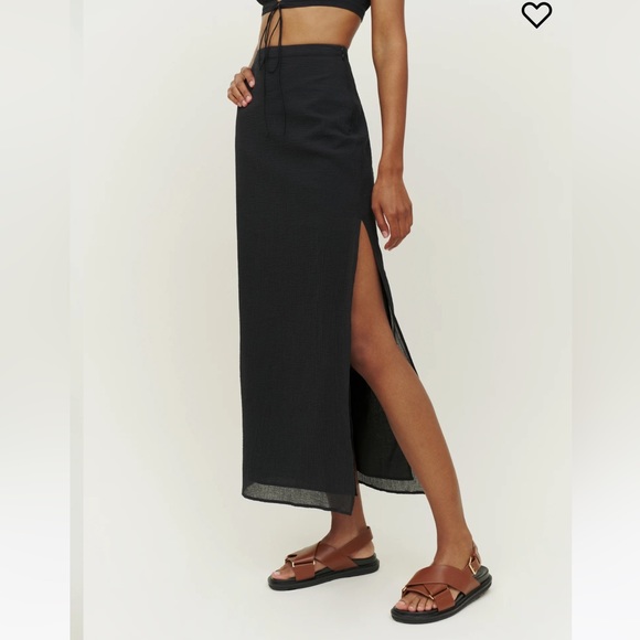 Reformation Sails Two Piece size 8 - Picture 2 of 3